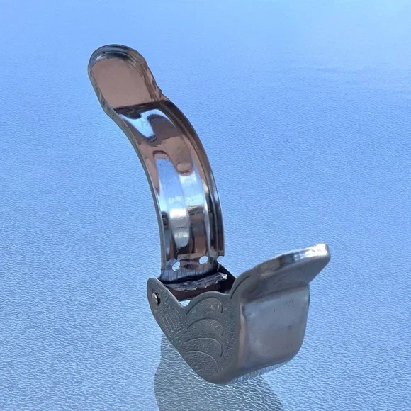 Bird-Shaped Lemon Lime Citrus Wedge Juicer Squeezer Press - Picture 5 of 8